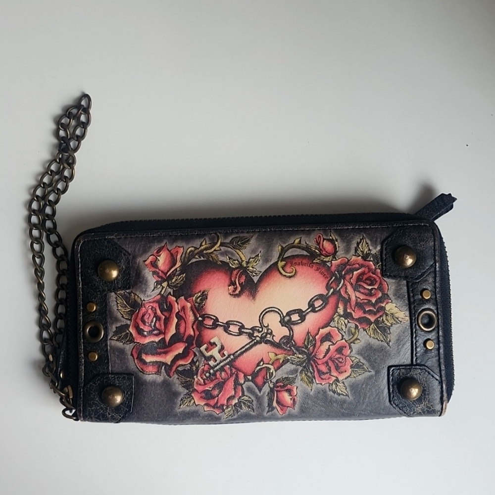 Vintage Y2K Isabella Fiore leather Wristlet Heart wallet